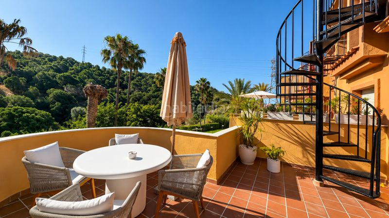 Foto 87f5e4eb-3f74-4a06-ae3b-dc1bcb3bc163. Àtic amb calefacció aparcament piscina a reserva de Marbella Marbella