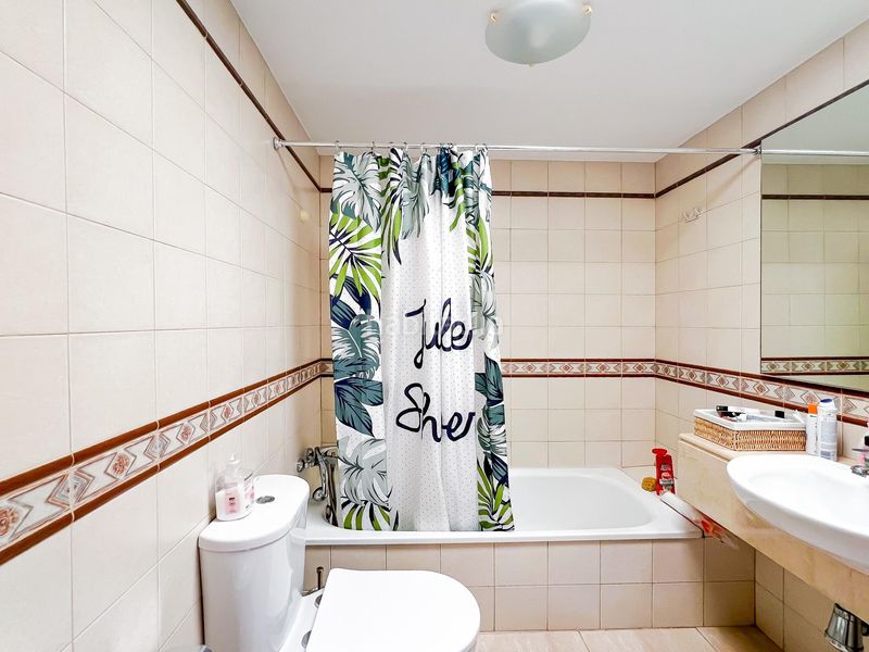 Foto 7741c4dc-0112-4453-930e-59f08a97eaef. Dúplex a avenida kurt konrad mayer 67 a Playa Fañabé Alto Adeje