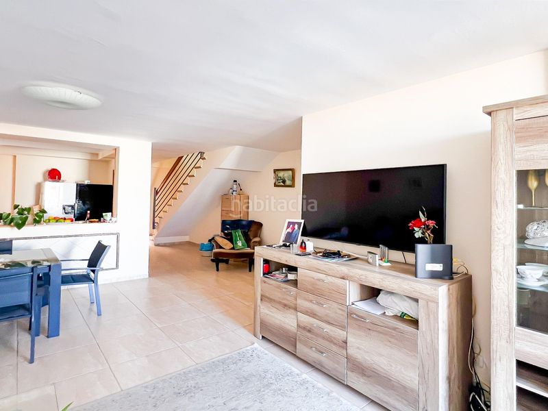 Foto cf919eff-df08-4ad3-833d-8c133ccfd32e. Dúplex a avenida kurt konrad mayer 67 a Playa Fañabé Alto Adeje