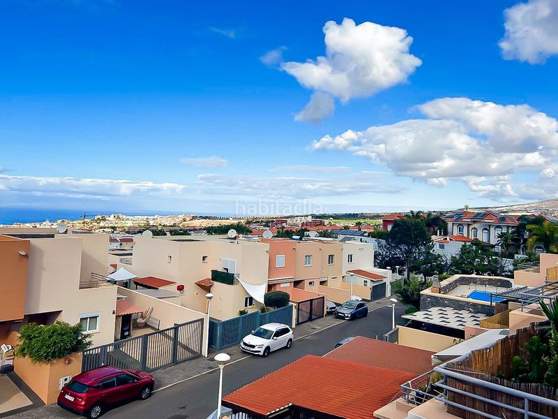 Foto f0b359b3-d35f-4d25-a3b1-a53474b14683. Dúplex a avenida kurt konrad mayer 67 a Playa Fañabé Alto Adeje