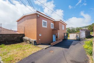 Chalet  Calle doctor caldera 22. ?? finca con 3 edificaciones y terreno en plena naturaleza ??
