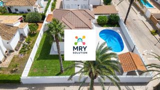 Chalet in Cabo Roig