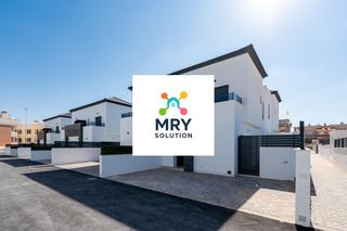 House in Monte y Mar