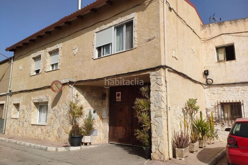 Foto 2d69ce84-2ace-4a4c-af50-eb242a07a495. Casa adossada a San Isidro
