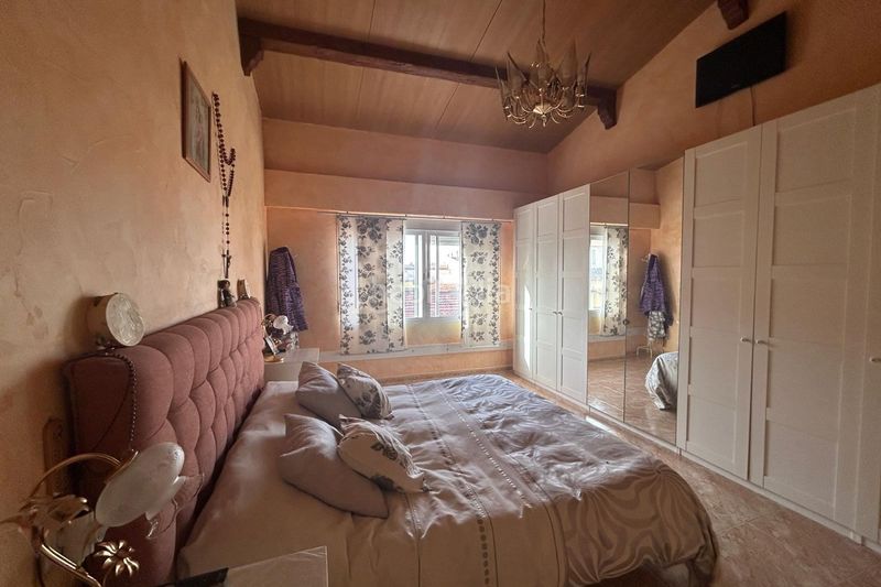 Foto cb43c935-8918-42c0-945f-41c137a91d63. Casa adossada a San Isidro