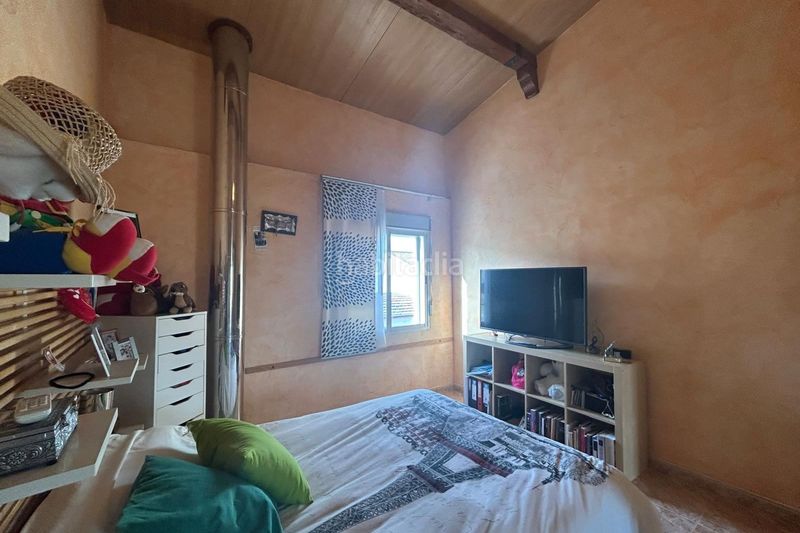 Foto ff7a469d-0c1f-4637-b26b-5693dd4e6d20. Casa adossada a San Isidro