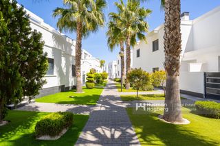 Semi detached house in Lomas de Cabo Roig - Los Dolses