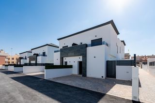 Casa a schiera in Monte y Mar