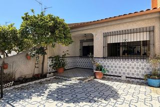 Casa adossada a Los Narejos_Punta Calera