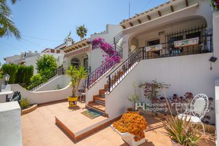 Reihenhaus in Villamartín-Las Filipinas