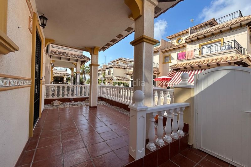 Foto 280e2ee5-2939-4ef1-9179-dd679bc975f1. Casa a Playa Flamenca Orihuela