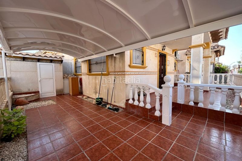 Foto d06a36cd-542e-446a-b094-a61a42936bdf. Casa a Playa Flamenca Orihuela