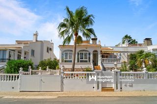 Casa en Villamartín-Las Filipinas