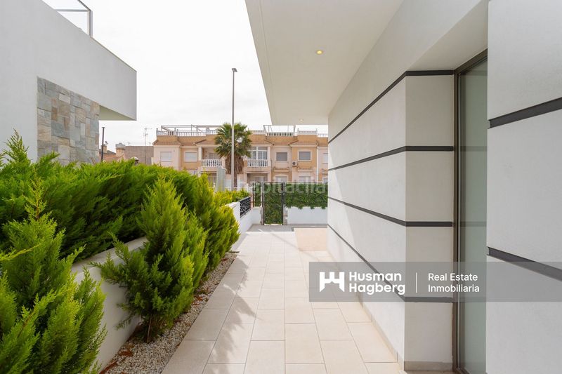 Foto e6532346-7453-4021-ae2f-8f79ed861ccf. House in Centro Alcázares (Los)