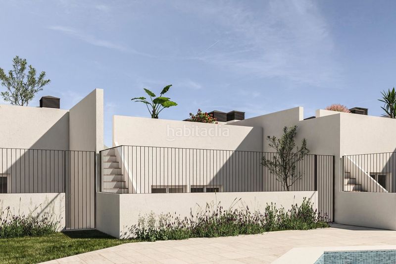 Foto fa51cf21-c8f9-4b1d-9022-40ad2a0b10f2. Casa adossada a Monforte del Cid