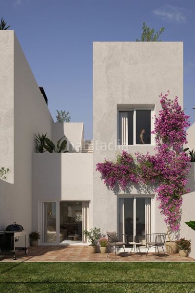 Foto fe139112-7e4b-4b58-bf66-c256a748a094. Casa adossada a Monforte del Cid