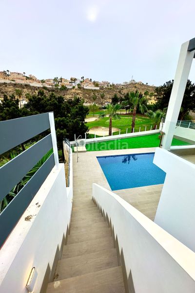 Foto 3ad42a92-68a1-40df-9b86-734ab6181d7a. Casa a Rojales