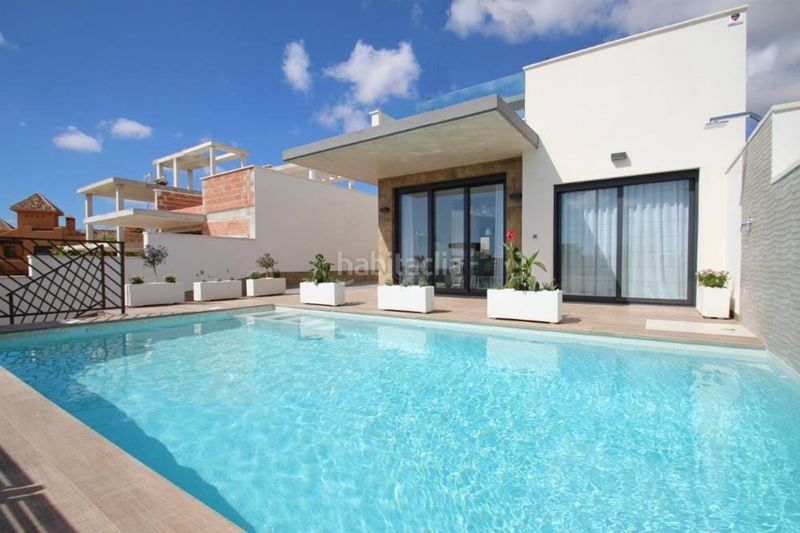 Foto ad1b45ae-a8ed-4425-94d7-f3263c5ec32b. Casa a San Miguel de Salinas