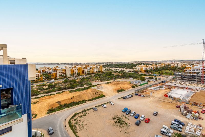 Foto 50742de9-a9a3-4ada-94b1-d524814a908b. Apartament a Punta Prima Torrevieja