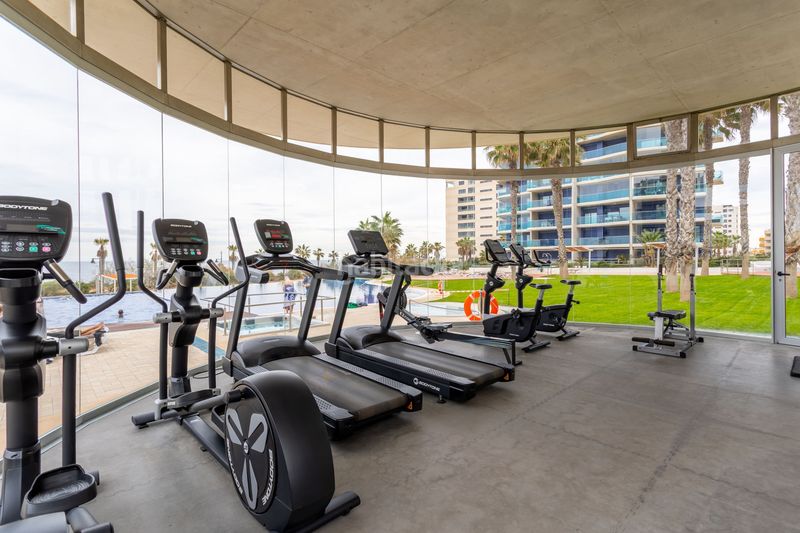 Foto 62ee08fc-280a-4a9d-a43b-e148347f8276. Apartament a Punta Prima Torrevieja