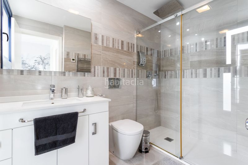 Foto c9b9eb4a-c8b1-40e6-8a59-a9916ff2b13b. Apartament a Punta Prima Torrevieja
