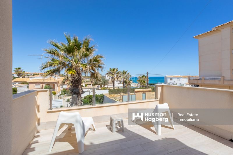 Foto 03ea7a99-96ef-4ba4-9864-e1cdb3076cba. Casa a La Zenia Orihuela