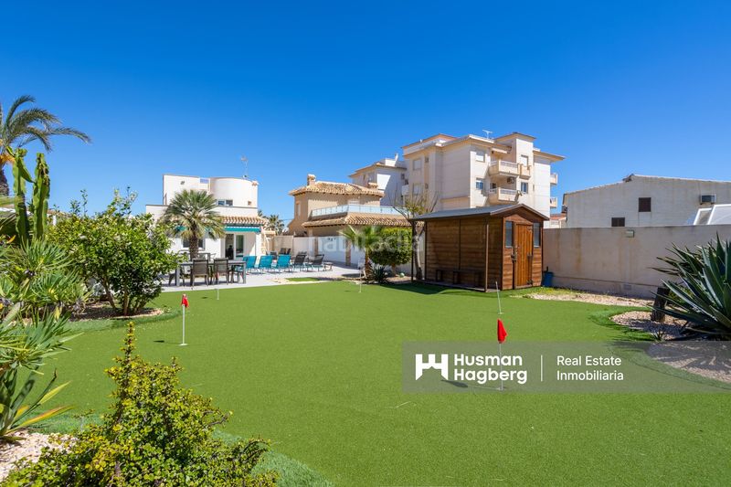 Foto 5d00fe2d-d2b8-4c65-b5f9-fbae8a520b2c. Casa a La Zenia Orihuela