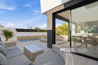 Semi detached house in Santiago de La Ribera