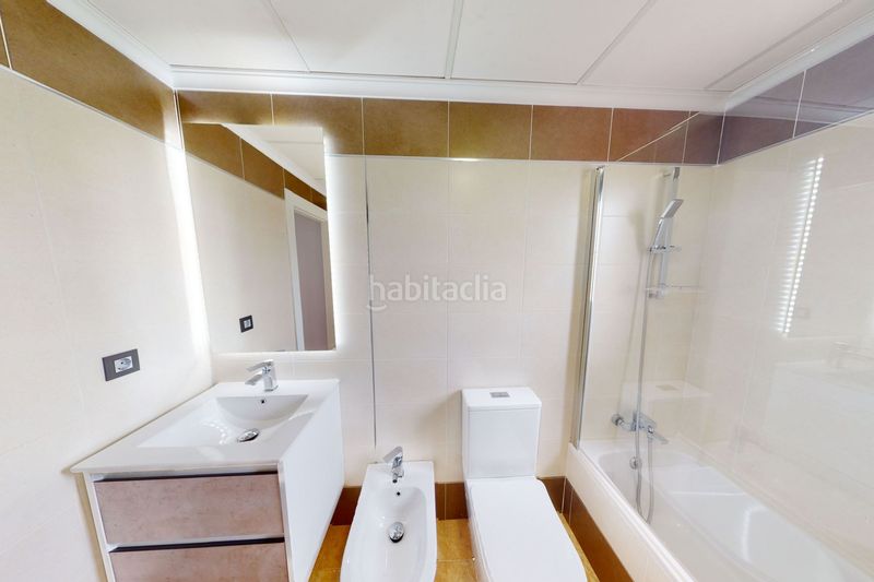 Foto 84e73296-48fd-426d-82a0-fad9dd3233bb. Casa adossada a Fortuna