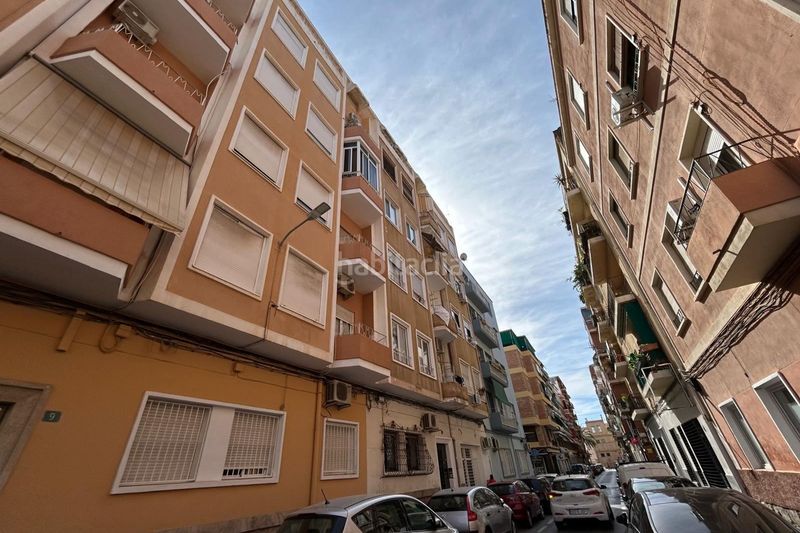 Foto e42ebd44-079a-4dee-b349-f63d4ce5770e. Apartament a Pla de Bon Repós Alicante