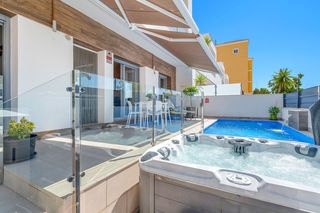 Casa adossada a Formentera del Segura