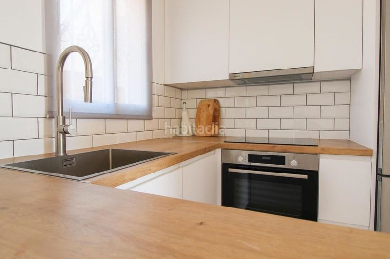 Foto 2e37de35-df4c-4c16-b452-fa27e68f06fb. Casa adossada a La Regia Orihuela