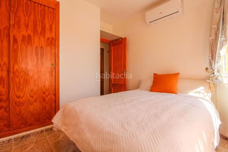 Foto fc93638a-f411-476d-8ca5-8c2262c5f6f1. Casa adossada a La Regia Orihuela