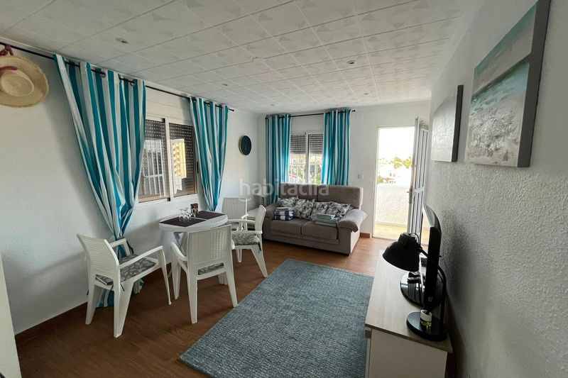 Foto 4864ac8c-dbeb-4f37-9805-537fd51e70f1. Casa adossada a Cabo Cervera Torrevieja