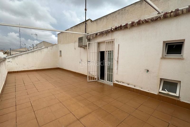 Foto cdd4d5c3-159a-4276-b34e-d03f6c6263da. Casa adosada en Centro Alcázares (Los)