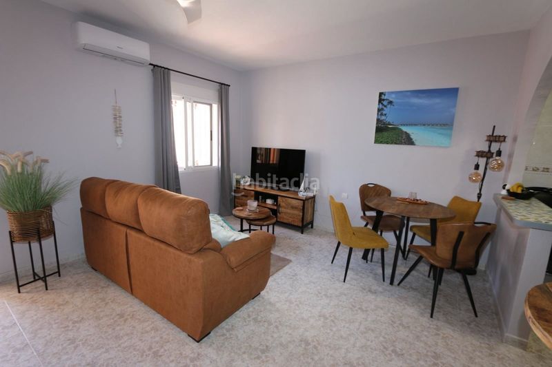 Foto d880b059-72e9-41d3-8792-36c437fd8ae2. Apartament a Los Balcones y los Altos Orihuela