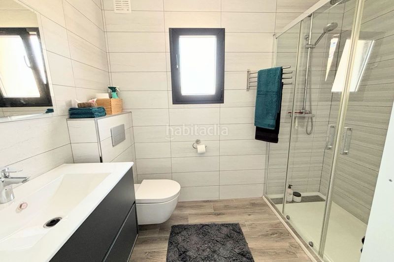 Foto 19acf0cf-3ef7-465e-a85b-71205cd27694. Apartament a Punta Prima Torrevieja