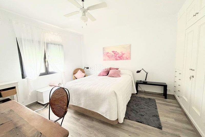 Foto 418d4340-3b4d-4da3-a1f0-c79e79e8126b. Apartament a Punta Prima Torrevieja