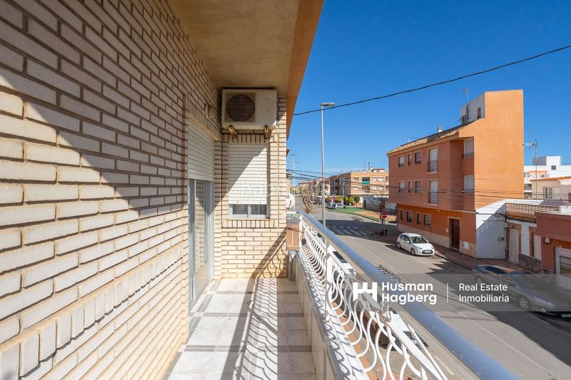 Foto 5acd5b96-edde-4c65-bfc0-158f5e9c5220. Casa adosada en Centro Alcázares (Los)