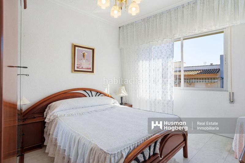 Foto c6e4517d-84ee-45a3-b295-cf550349c5b2. Casa adosada en Centro Alcázares (Los)
