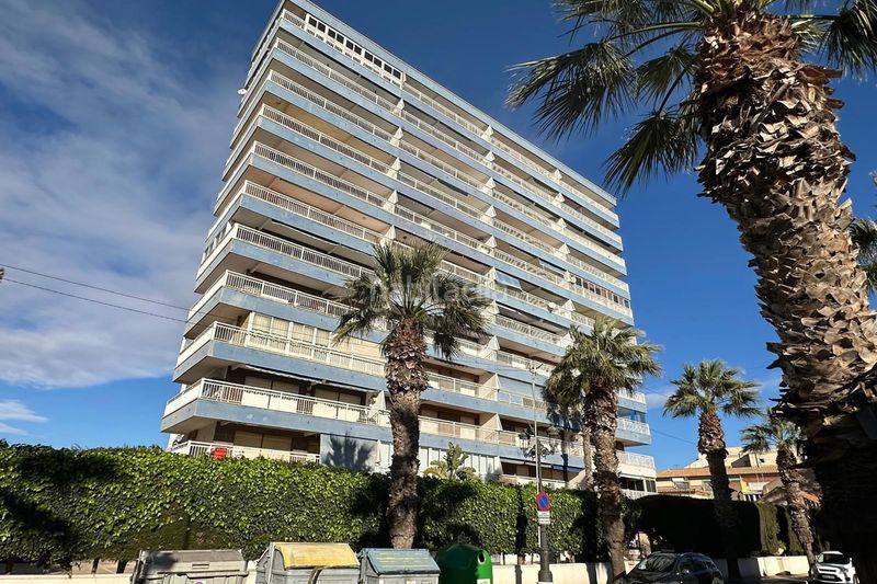 Foto 8fae8d17-a77f-4457-a267-d188e80ae258. Apartamento en Centro Alcázares (Los)