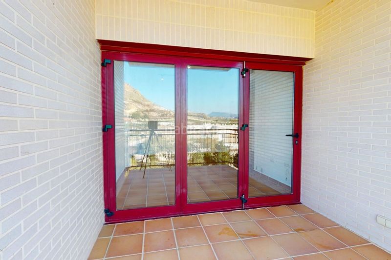 Foto 89d62440-0adc-4c45-896d-3d7f09d41a45. Apartamento en Archena