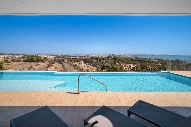 Foto b3f31711-8ebf-43d6-a571-9c32c589609a. Apartamento en Punta Prima Torrevieja
