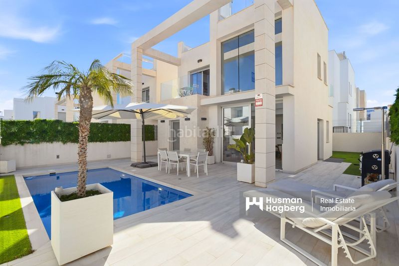 Foto 43a37c4a-f8cc-4599-9eb2-36bdcc7600ed. Casa a Lomas de Cabo Roig - Los Dolses Orihuela