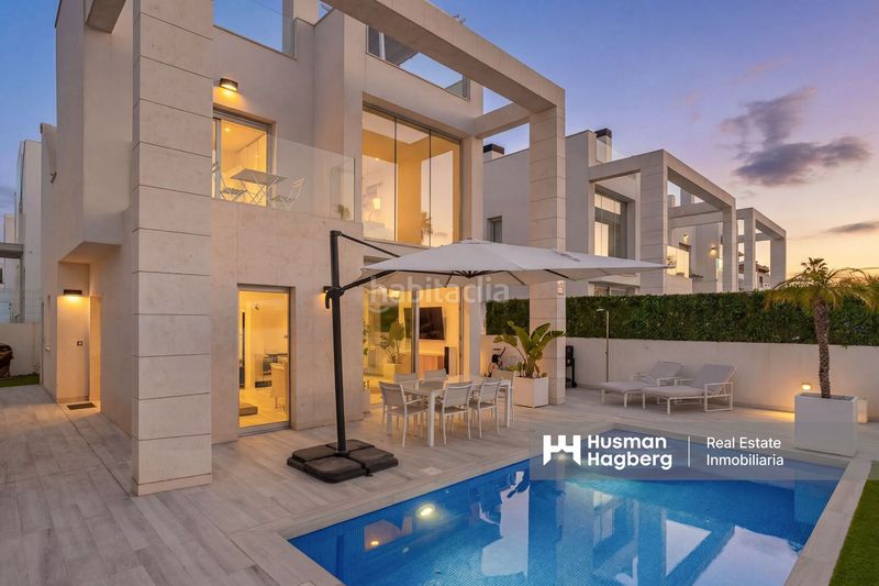 Foto e6e0fa9a-fd8f-4f3c-a206-c22c4adc4c59. Casa a Lomas de Cabo Roig - Los Dolses Orihuela