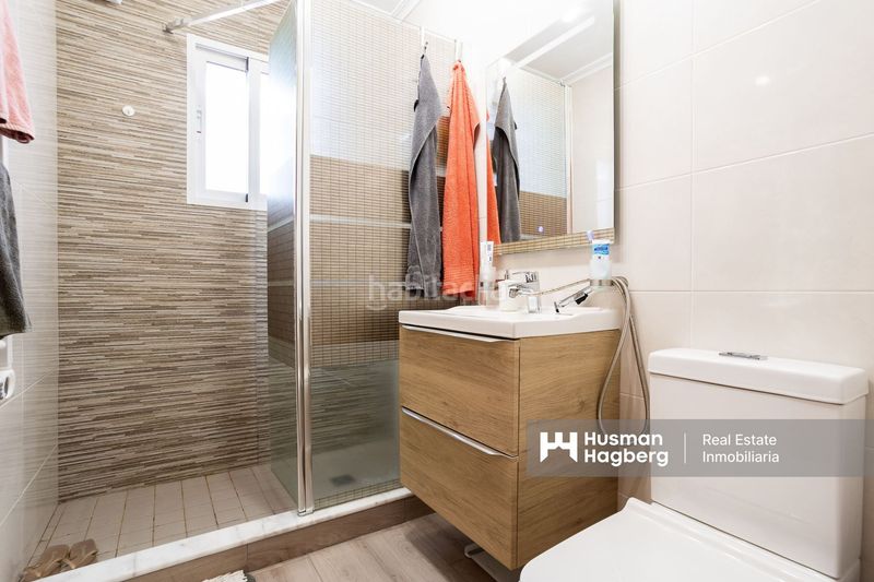 Foto 34b48a10-aae8-4bf1-8981-c1652c0c060d. Casa adossada a Montesinos (Los)