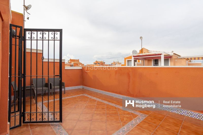 Foto da6fe7be-798a-4135-a845-c5ea2f3c68c4. Casa adossada a Montesinos (Los)