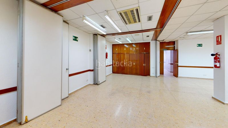 Foto 9459c422-14d2-49f1-9f4d-1b9796de5bde. Local comercial a Catarroja