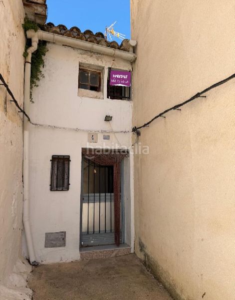 Foto 884d56c9-9b00-44e2-9d0c-76ddf61fd1c9. Casa a Dos Aguas