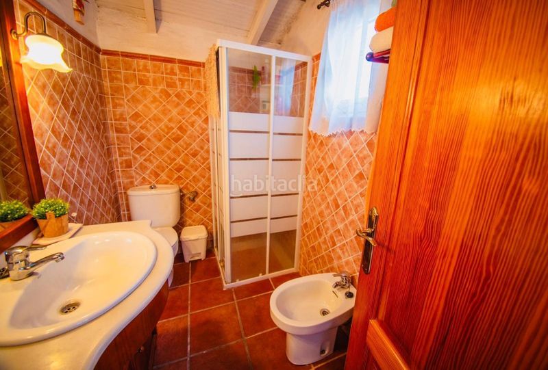 Foto ae41e305-beca-4ae0-90cf-c14137d83677. Casa adossada a Bocairent